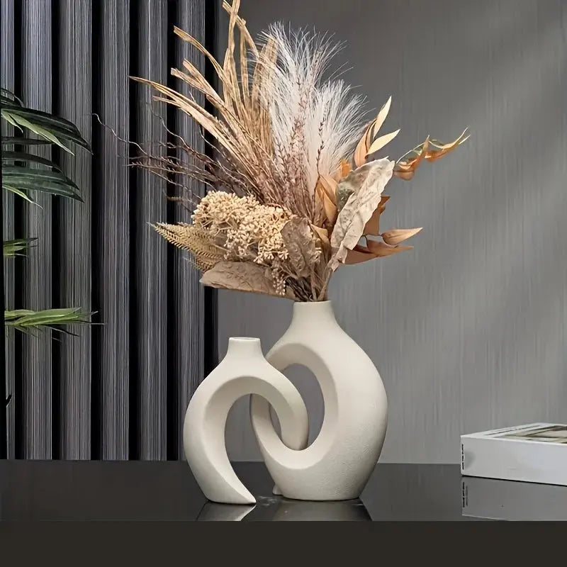 Contemporary Nordic Ceramic Décor Vases - Yelopi