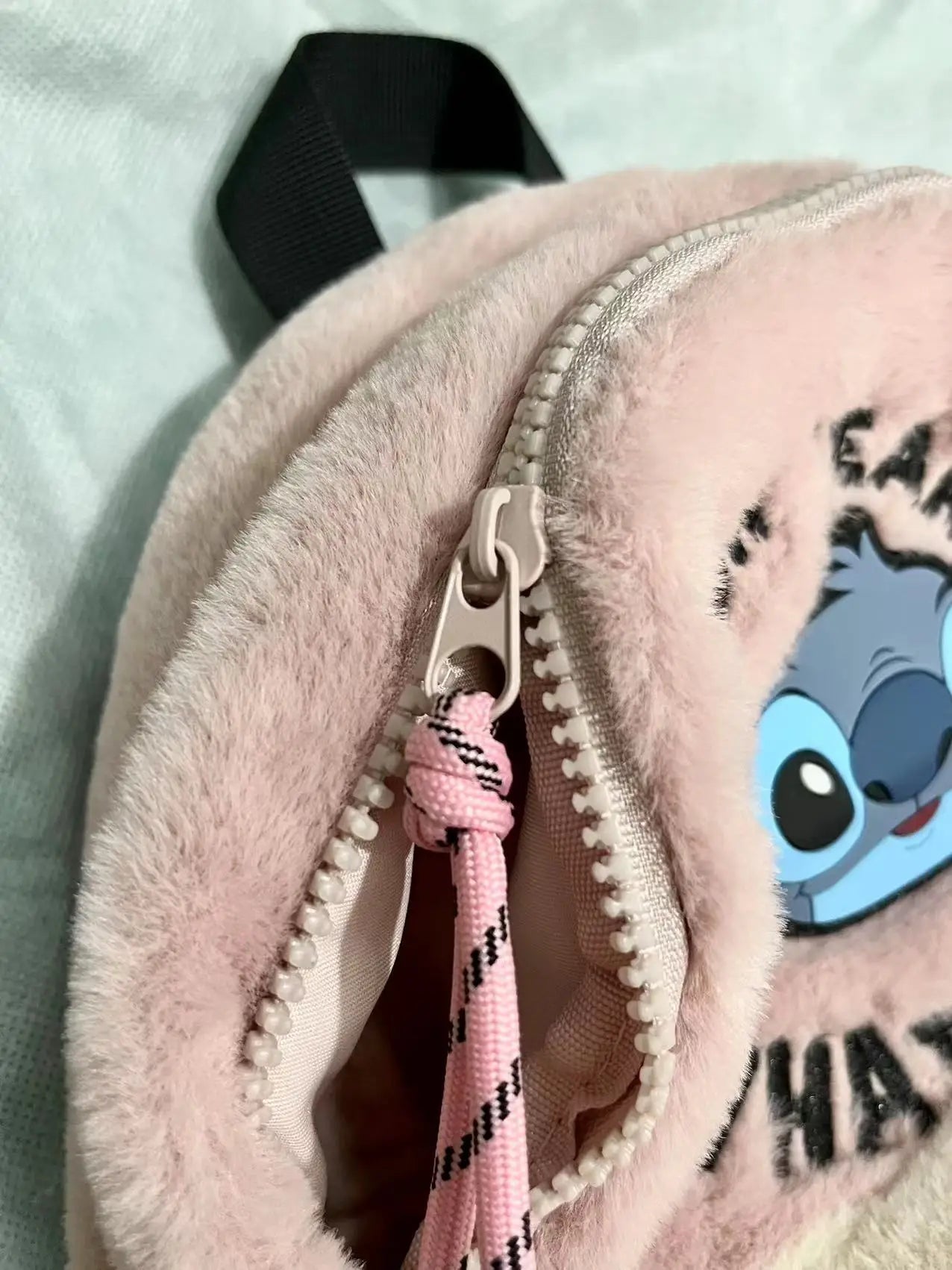 Mochila de peluche con atrapasueños de Stitch