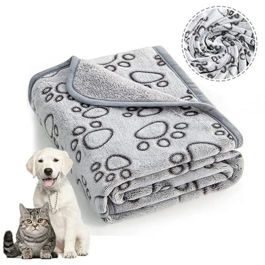 Soft Fluffy High Quality Pet Blanket designed to provide warmth and comfort for cats and dogs. The plush fabric is gentle to the touch and keeps pets cosy, ideal for chilly days.